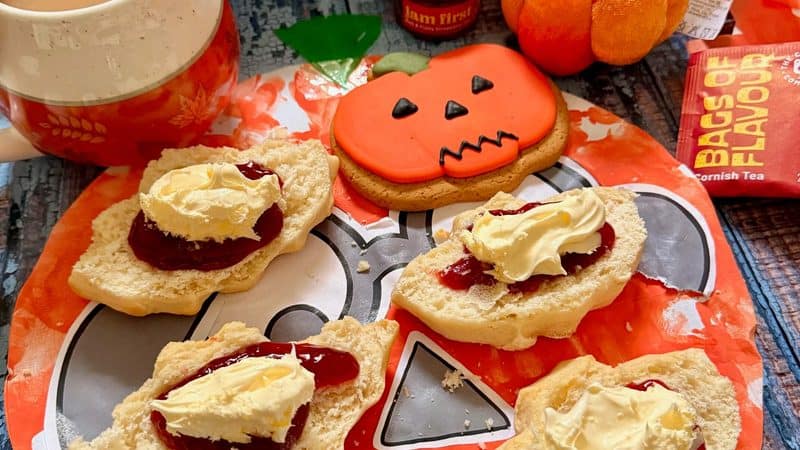 The ‘Scream Tea’ Hamper from The Cornish Company: A Cosy Halloween Cream Tea Afternoon at Home