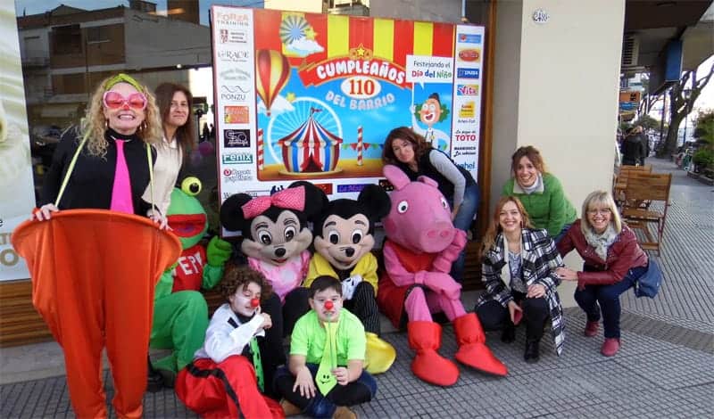 festejo-aniversario-dia-del-ninio-personajes