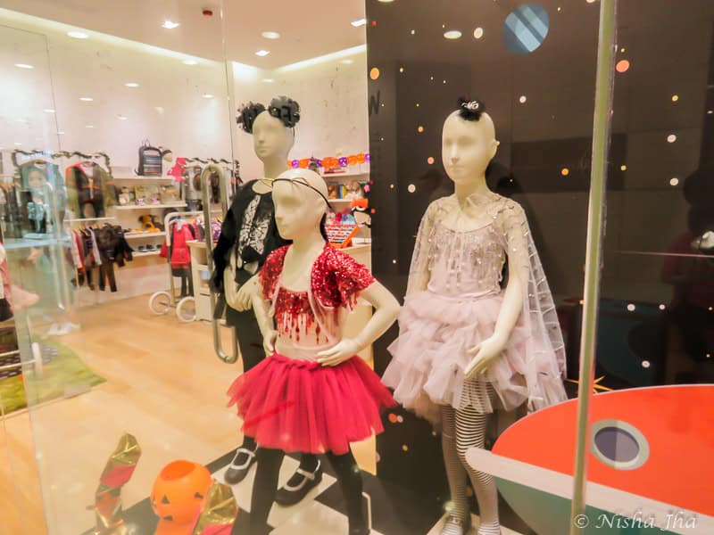 Getting lost in Harbour City! 2 Harbour City, Children's Store