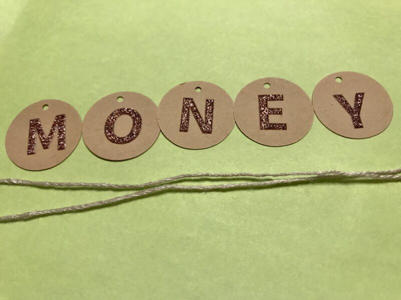 MONEYの画像
