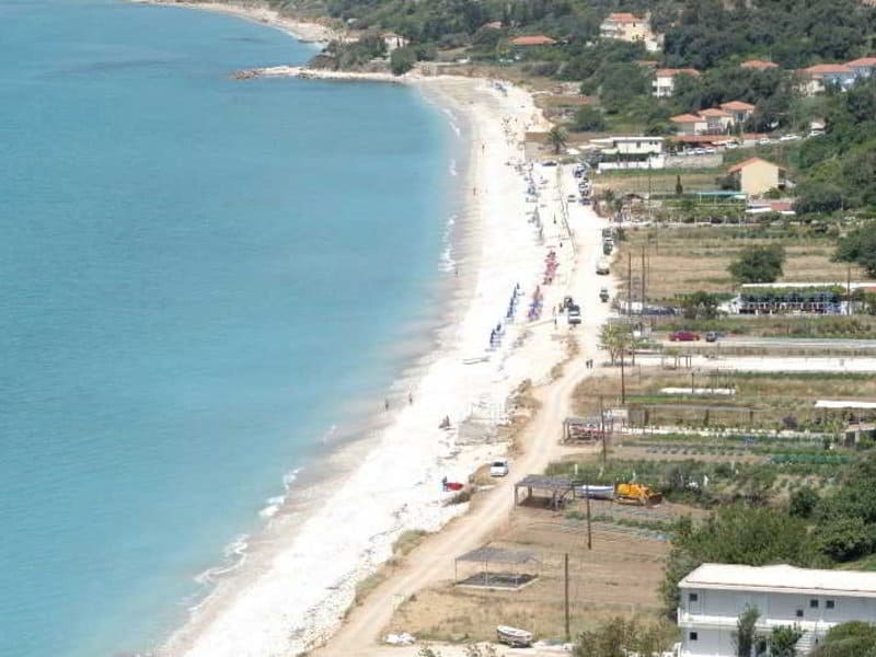 Das zwei Sterne Hotel Lara an der Lourdas Bucht ist eine tolle Unterkunft für den Preis Das zwei Sterne Hotel Lara an der Lourdas Bucht ist eine tolle Unterkunft für den Preis
