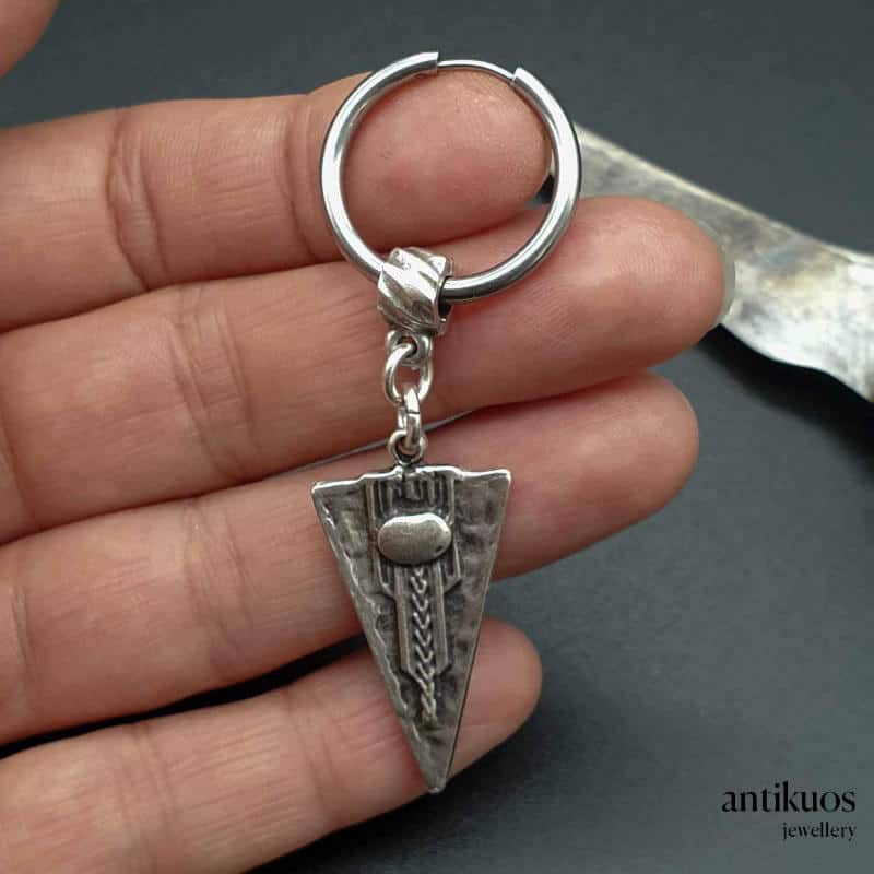 Art deco spike earring antikuos, detail