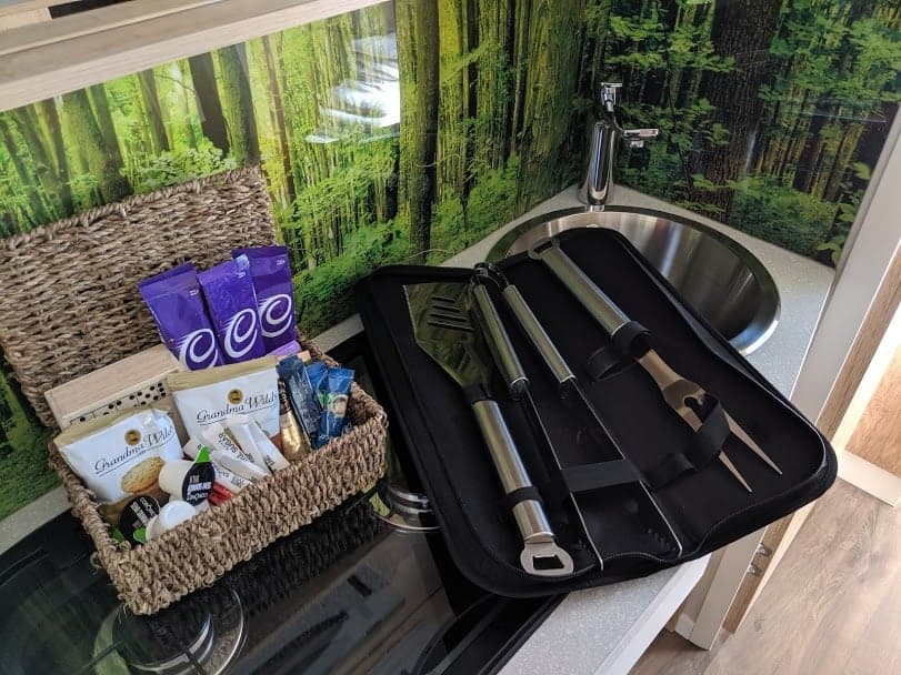 Hamper and BBQ stuff at Moreton-in-Marsh