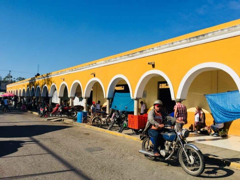 Mercardo Municipal - Local Market in Valladolid, Mexico Mercardo Municipal - Local Market in Valladolid, Mexico