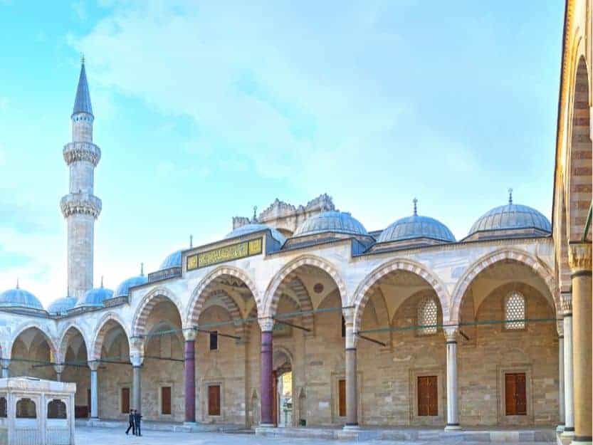 Suleymaniye Mosque, inner courtyard