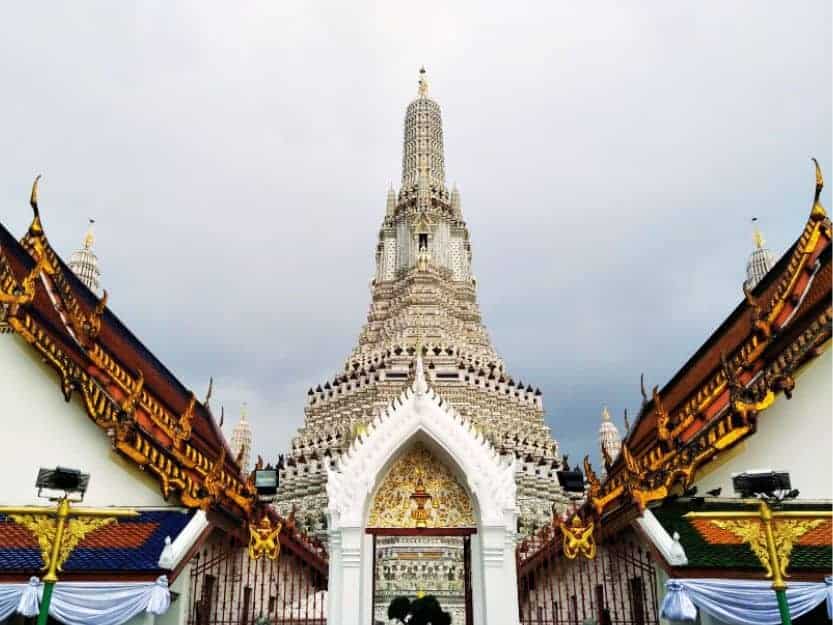 Wat Arun temple in Bangkok, Thailand Ornate white and gold Wat Arun temple in Bangkok, Thailand