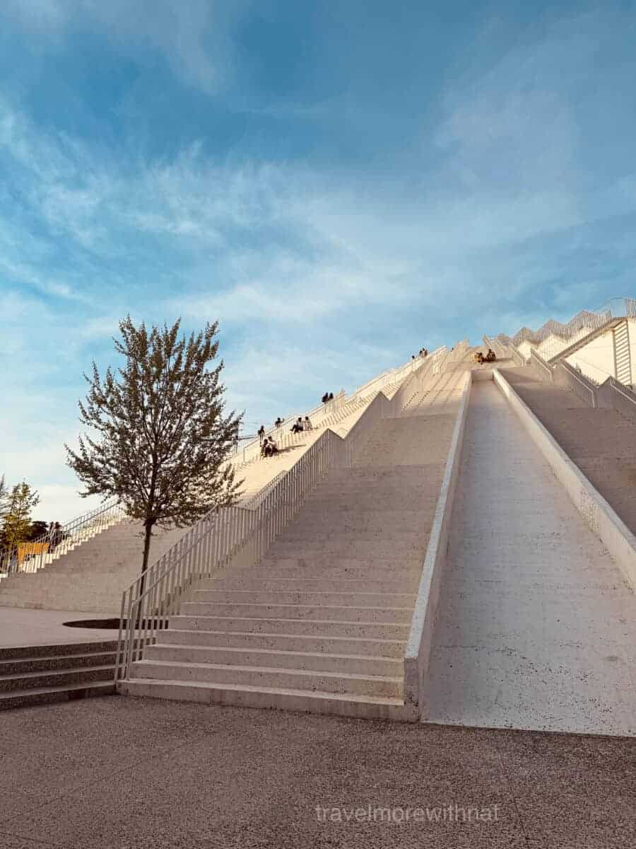 Another stop on the Tirana city tour on foot is Tirana Pyramid - a pyramid-shaped building with steps on the outside to climb.