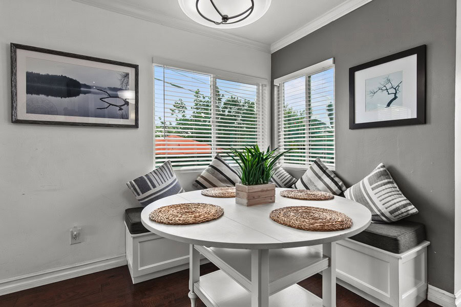 2632 Boundary St - Dining Area