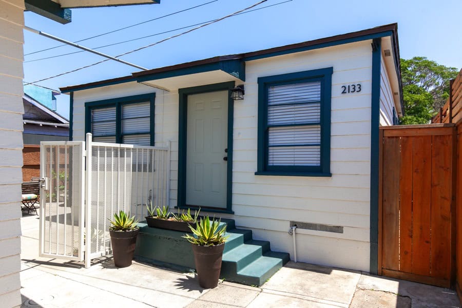 2133-35 31st St - Detached One Bedroom Bungalow