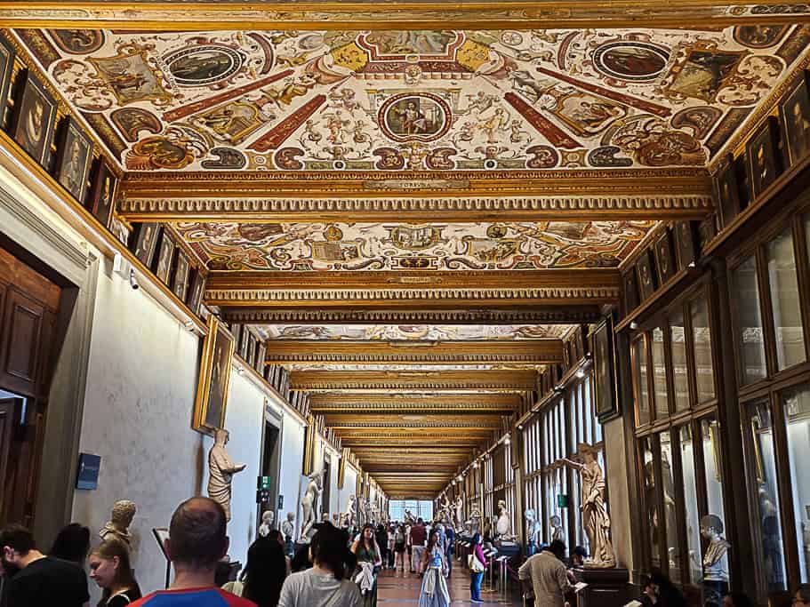 Uffici Gallery ceilings are a masterpiece themselves