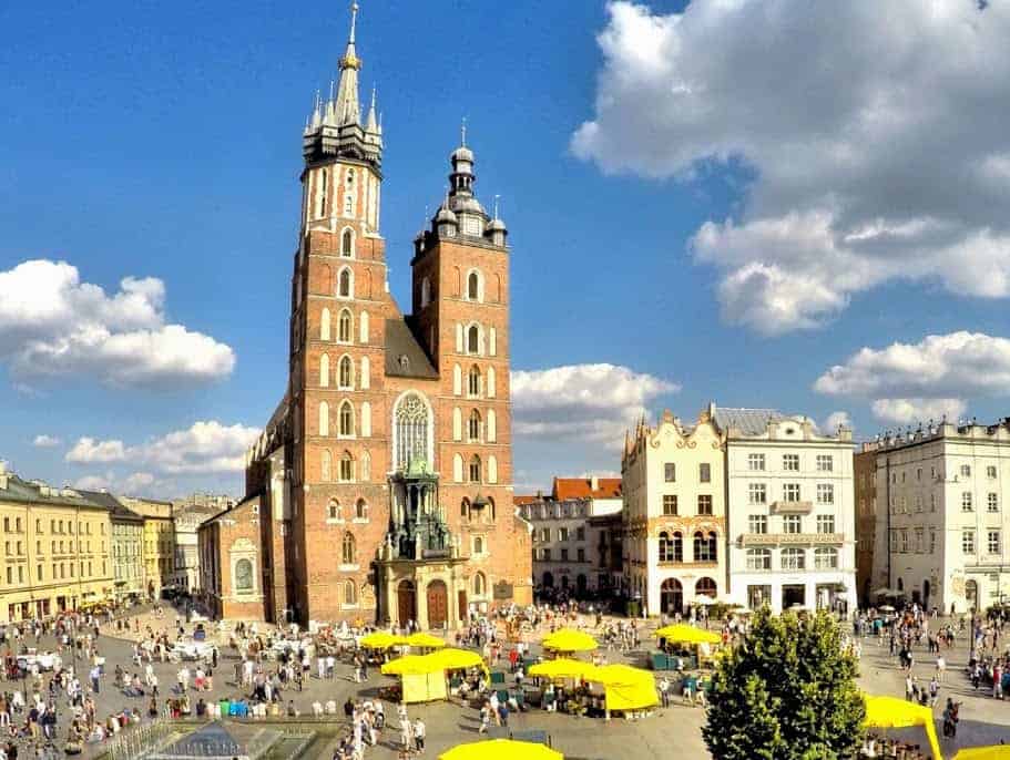 rynek krakow kosciol mariacki bästa platserna att besöka i krakow