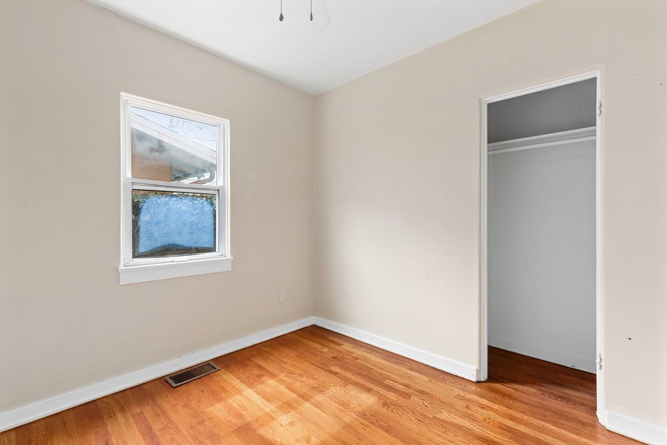 3530 Park Villa Drive - Bedroom Area with Window and Closet