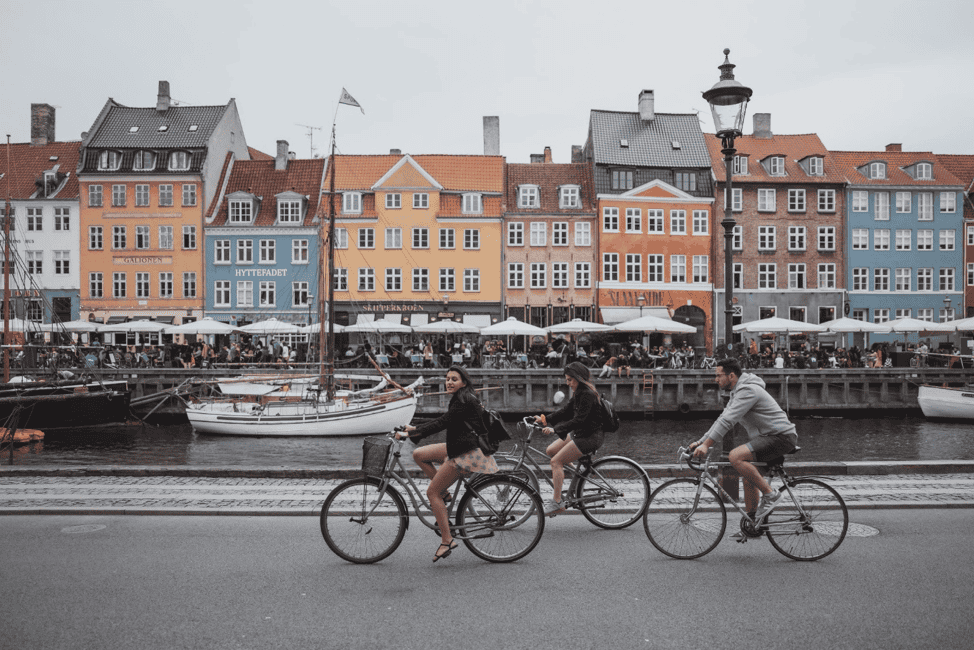 Copenhagen Solutions Lab was awarded in 2017 for developing a system that monitors air quality, waste management, traffic and energy-use in real-time. 