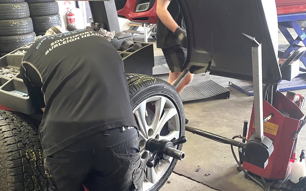 Tyre Shop Burleigh Affordable Quality Secondhand Recycled Premium Brands Tyres