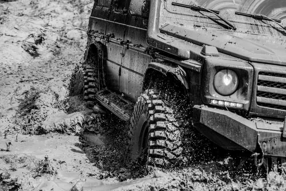 Off-Roading for Beginners - 4 Tips to Follow For A Smooth Ride