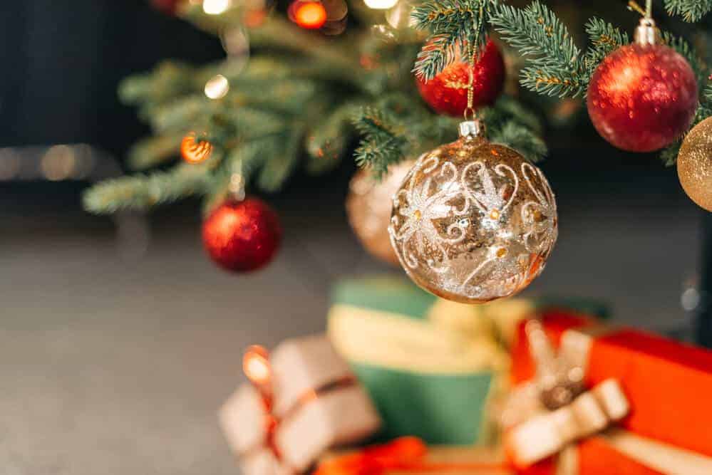 Christmas Tree color trends