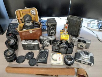 Cameras, lenses and photography equipment from the Analog Lounge collection