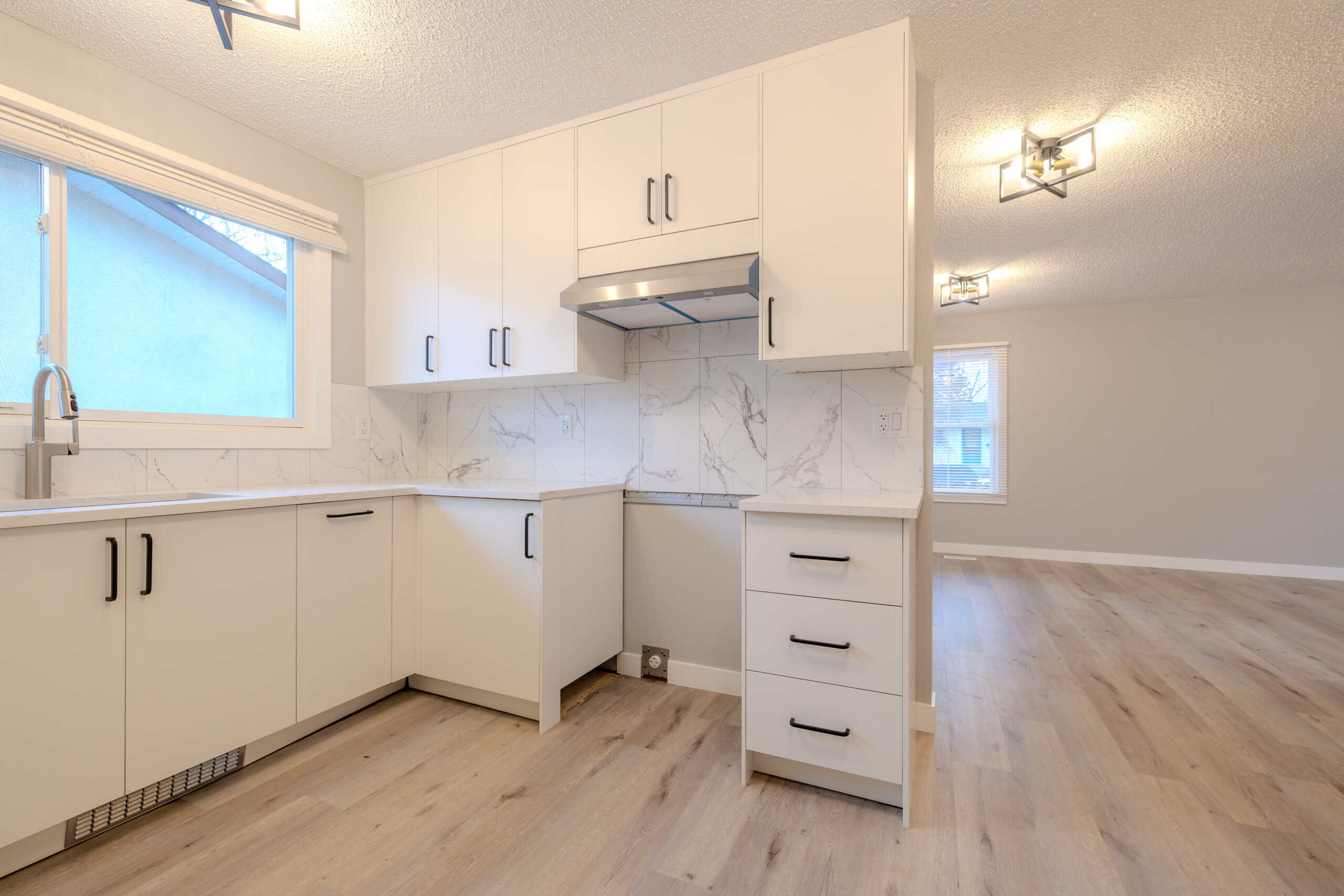 kitchen remodeling in Calgary