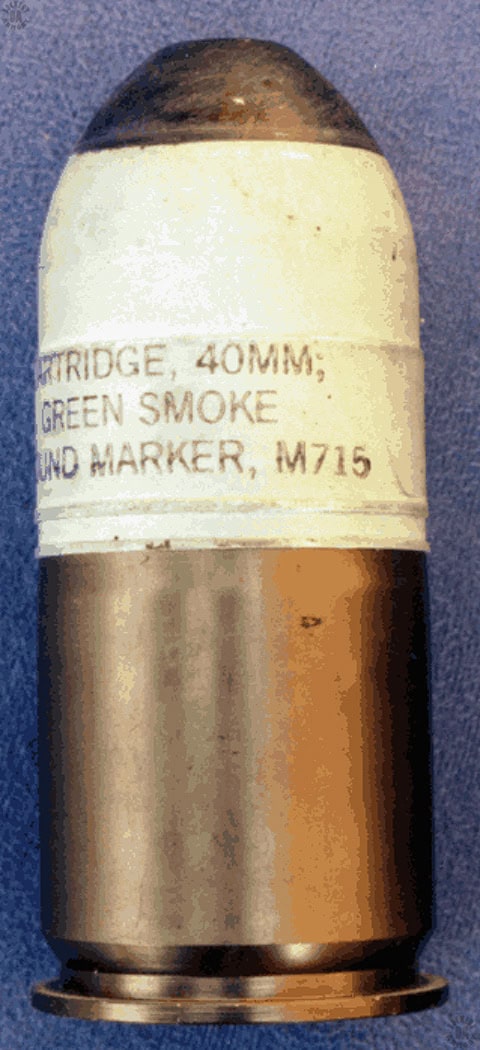 PG1-35 - M715 Green Smoke Ground Marker - 01