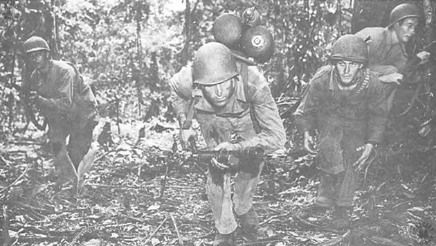 19-10 M1 Flamethrower - 10