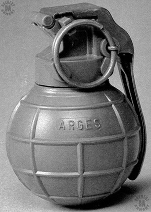 06-01 - Spl-HGr 77 - 01