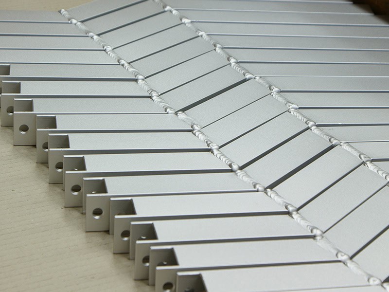 Edelstahlstrahlen - Gegenlager aus Aluminium