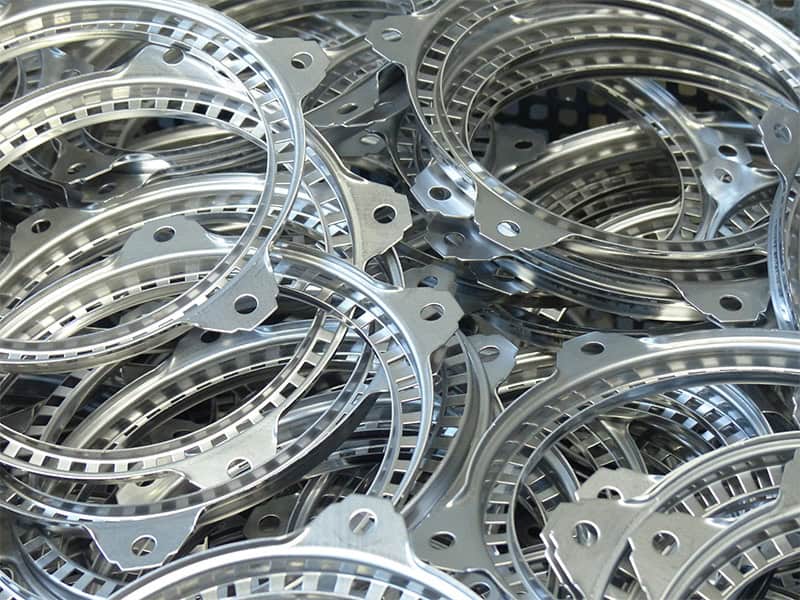 Edelstahlstrahlen - Sensorring ungestrahlt