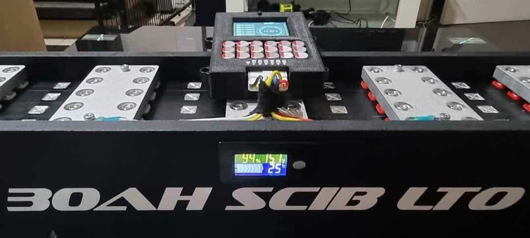 30Ah SCIB LTO battery system with display screen