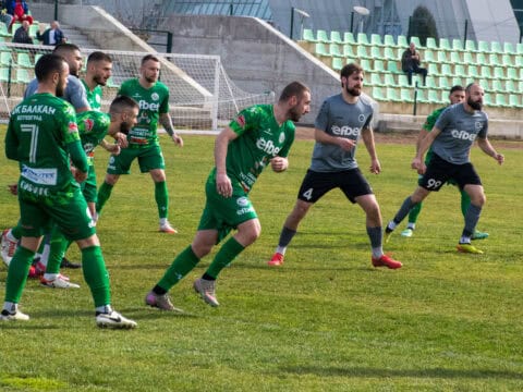 Футболистите на Балкан посрещат Септември Симитли
