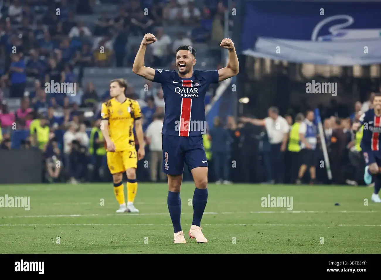 Goncalo Ramos Bids Farewell to PSG After Milan Move: An Unforgettable Story