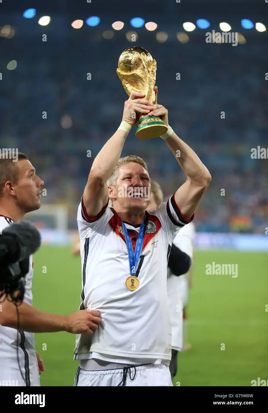 Ivory Coast Manager Emerse Fae Labels Bastian Schweinsteiger Comments ‘Racist’ as World Cup Controversy Erupts