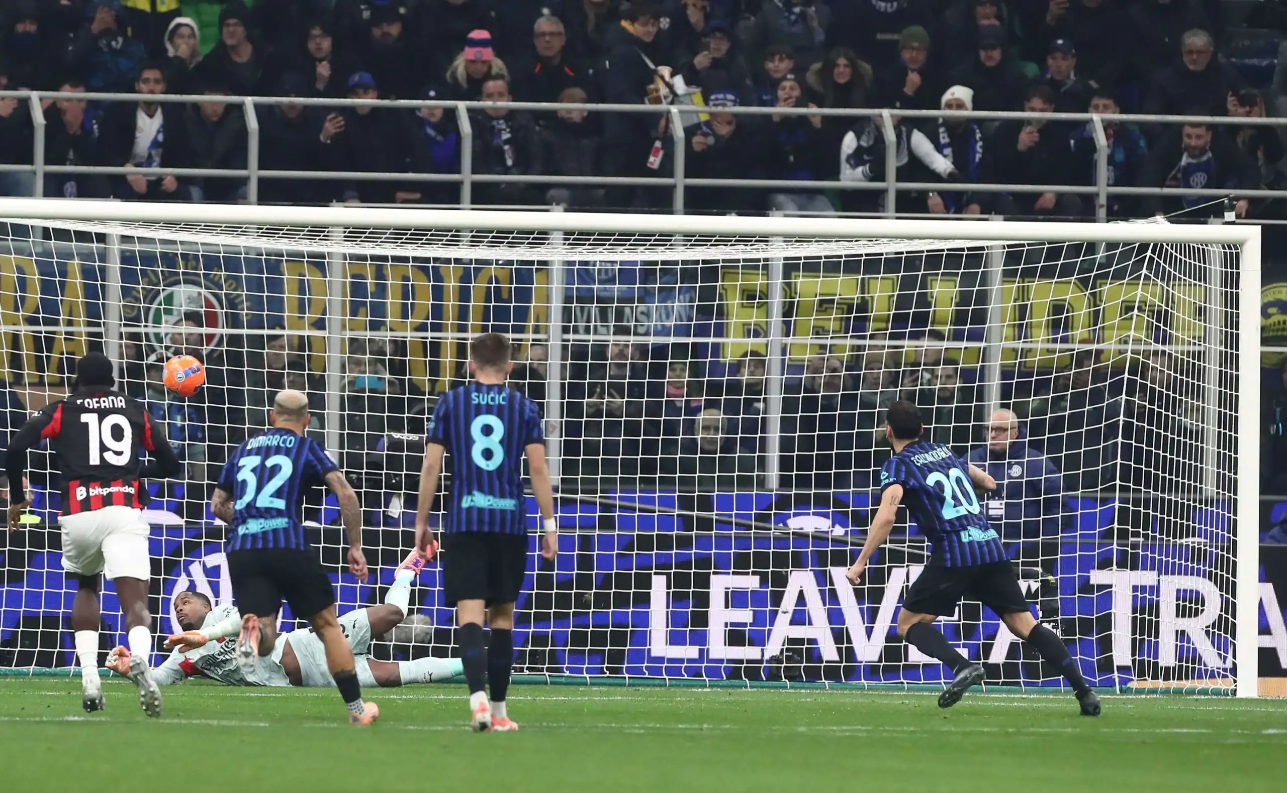 Maignan’s Heroics Secure France’s Perfect Group Stage