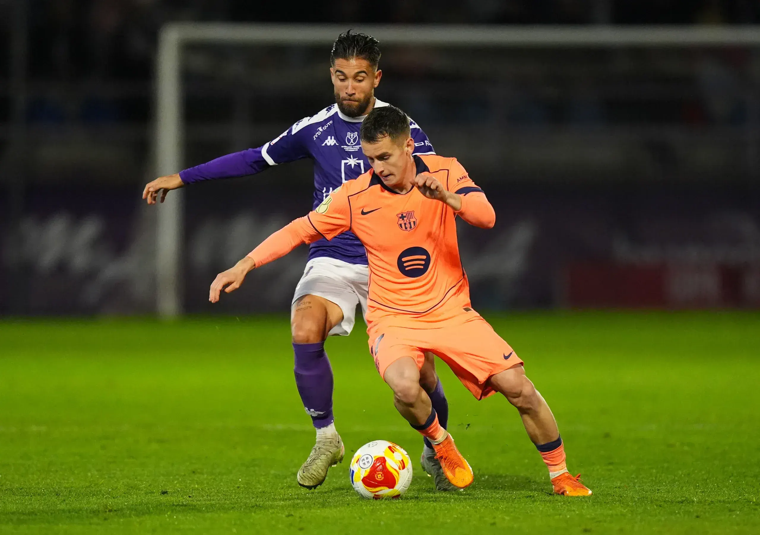 Mendes Pushes Casadó to Milan: Barcelona Midfielder’s Future Hangs in the Balance