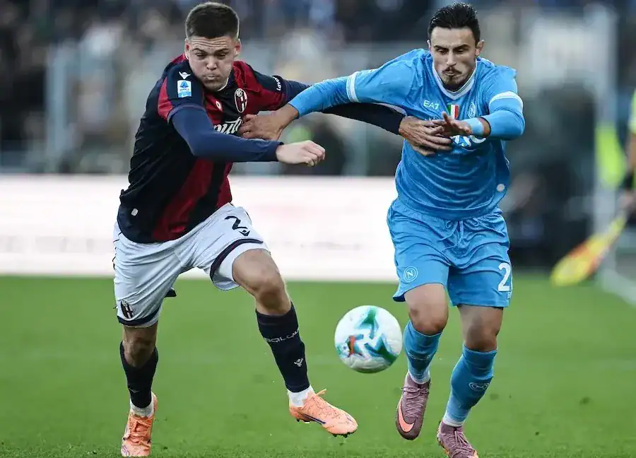 Napoli Bid Farewell to Juan Jesus and Eljif Elmas as Contracts Expire