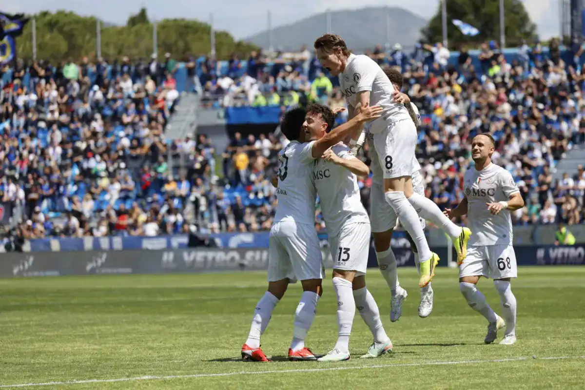Allegri’s Napoli Stumble in Pre-Season Opener; Fiorentina Edge Gubbio