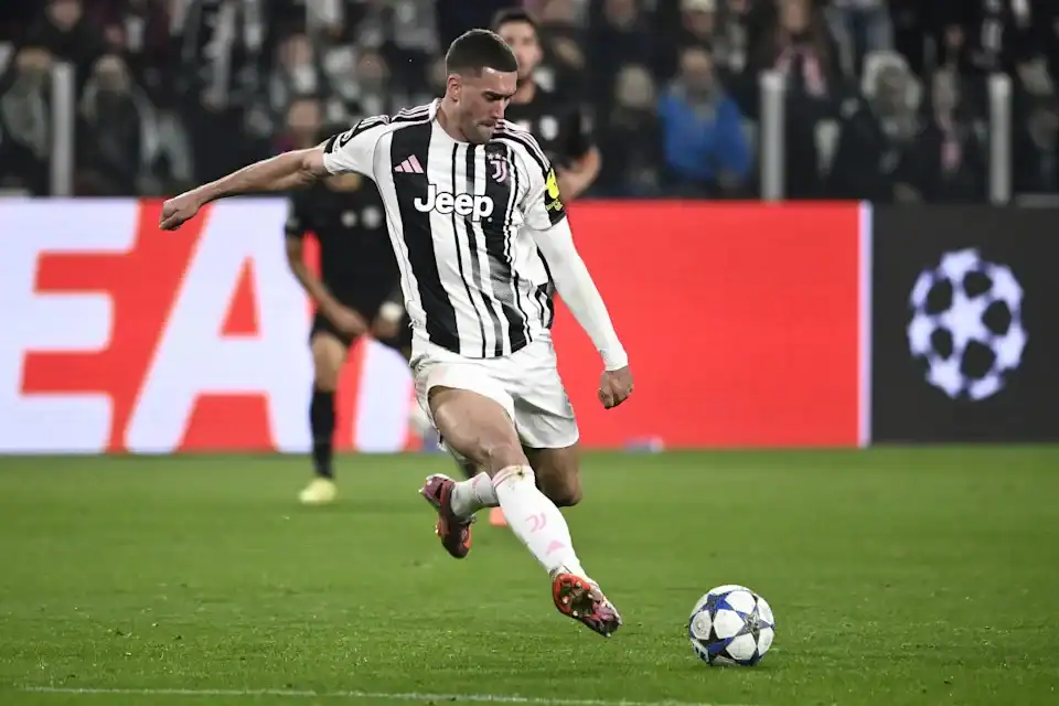 Besiktas Imposes Deadline on Vlahovic as Juventus Awaits Free Agent’s Decision