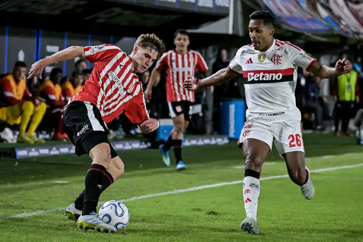 Bologna Close In on €9m Deal for Estudiantes Talent Mikel Amondarain