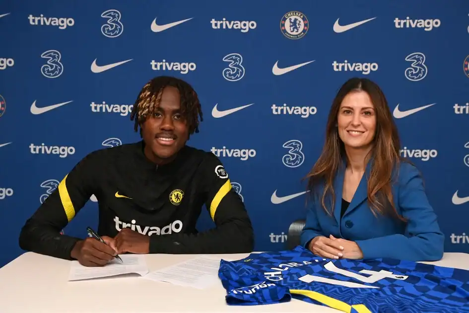 Breaking News: Como Submit New Offer for Chalobah as Chelsea Seal Lacroix Deal