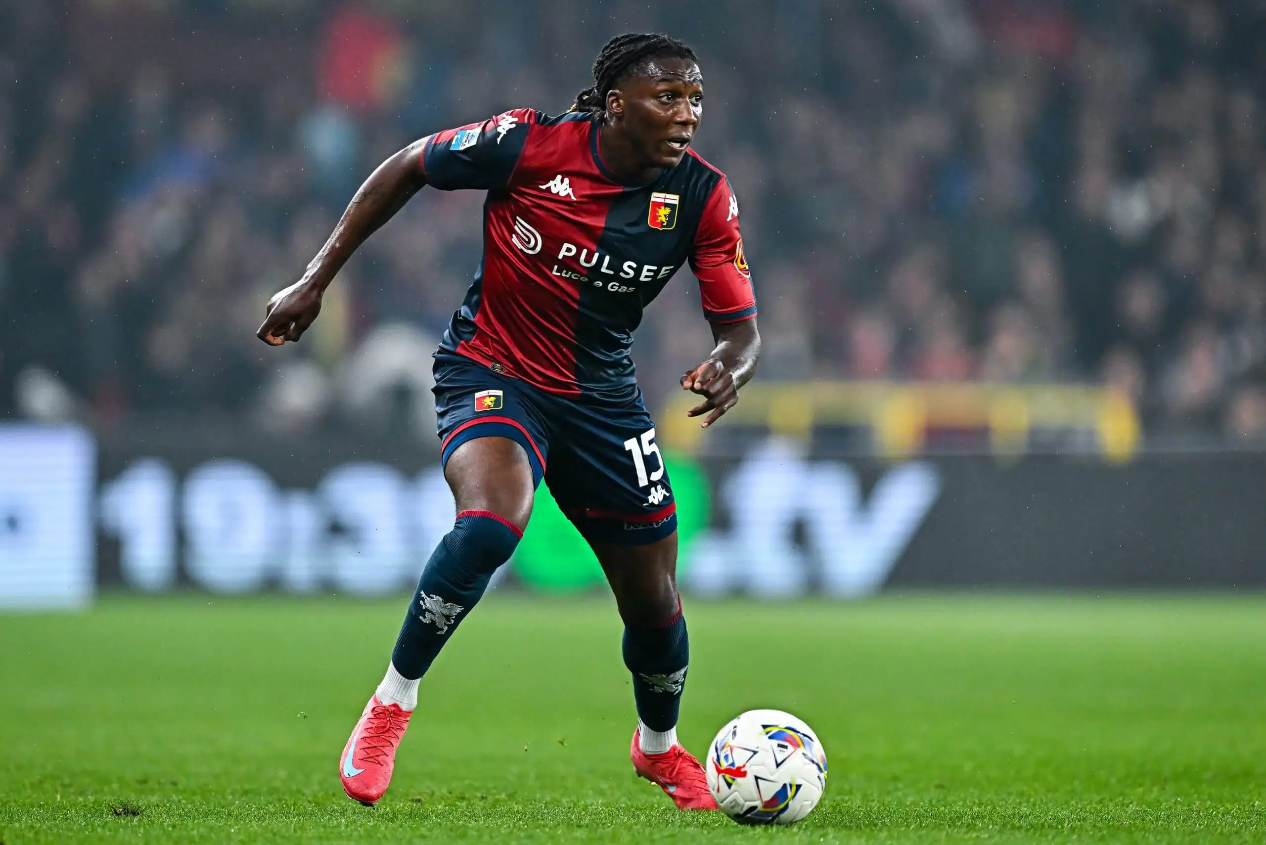 Everton Lead Race for Norton-Cuffy; Arsenal Entitled to Share of €20m Genoa Deal