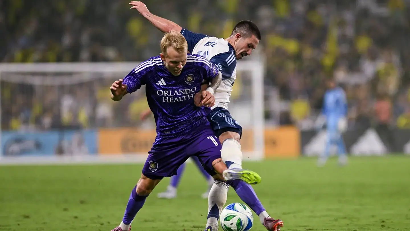 Gimenez Exit Hopes Fade: Orlando City and Porto Pull Out After Injury