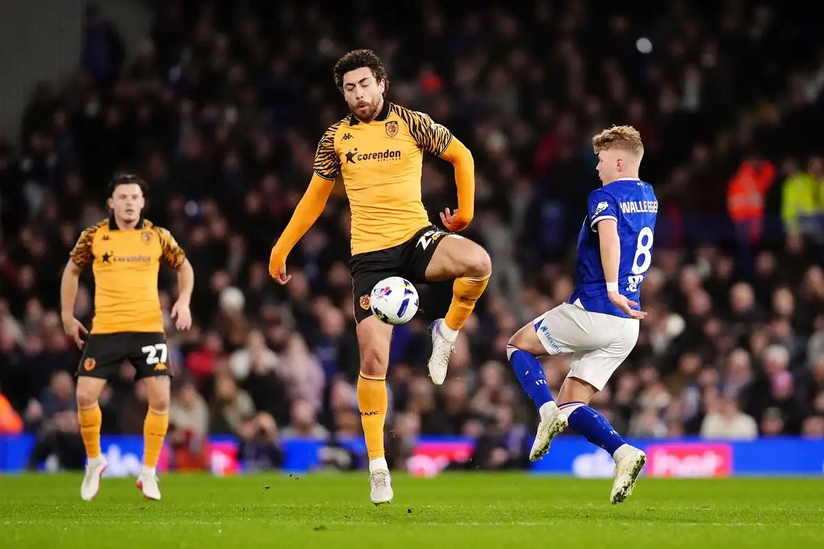 Hull City and Ipswich Town Battle for Lazio Left-Back Luca Pellegrini