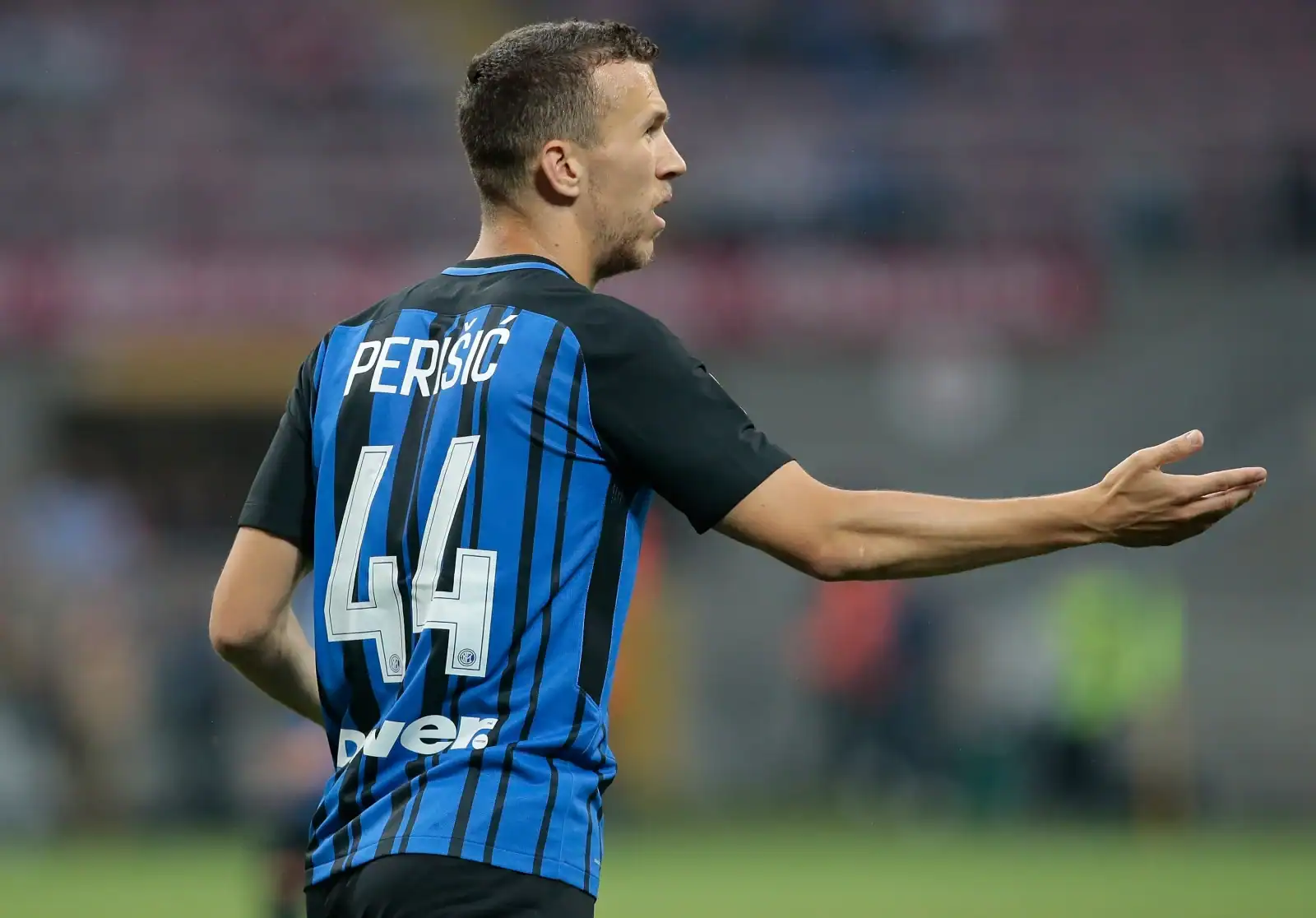 Inter Milan Intensify Pursuit of Djed Spence: Perisic and Stones Emerge as Backup Options