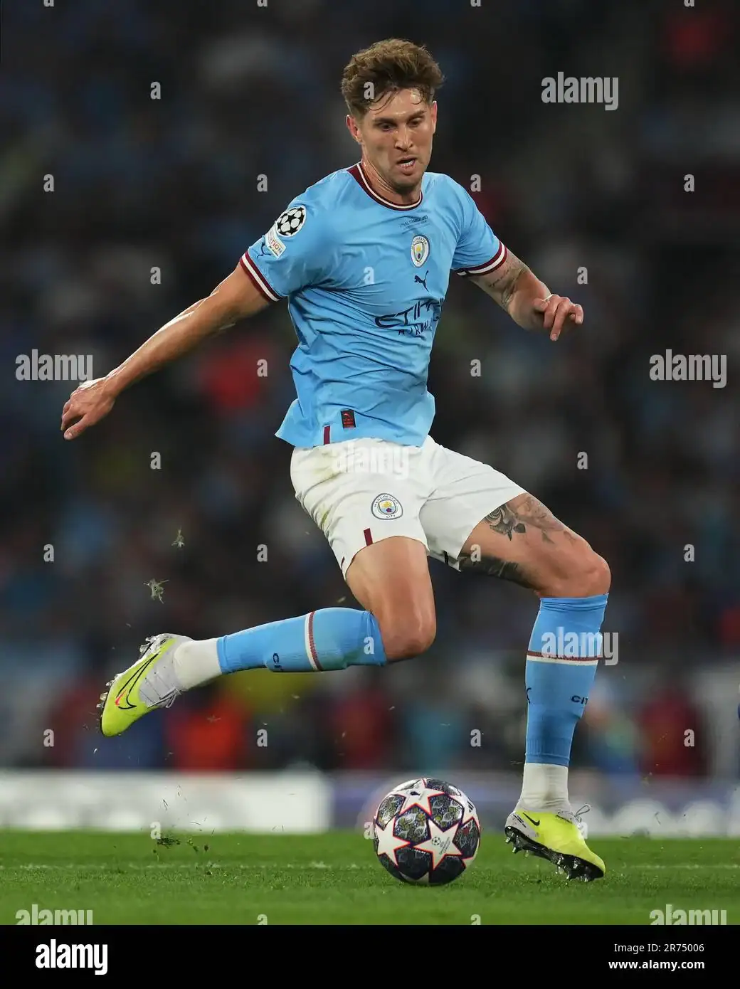 Inter Milan Set to Sign John Stones as Free Agent While Pursuing Cristian Romero