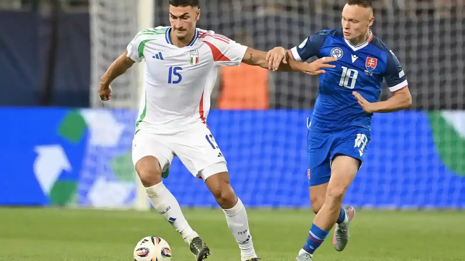 Lazio Accelerate Talks with Brighton for Italian Defender Diego Coppola
