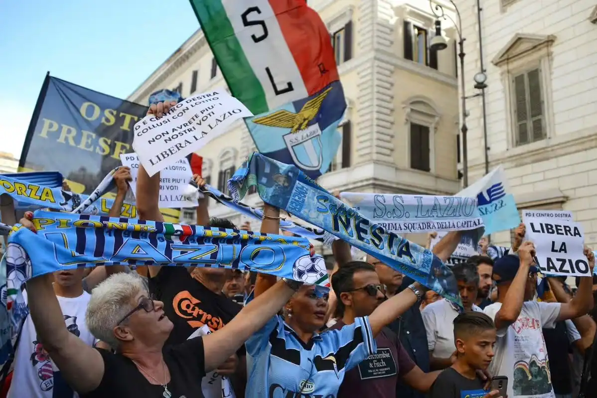 Lazio Fans Erupt: Over 10,000 March Against President Lotito in Historic Protest