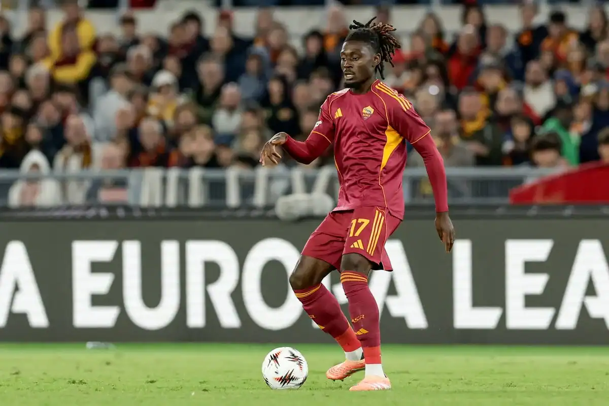 Manchester United Lead Race for Roma’s Manu Koné as Talks Officially Begin