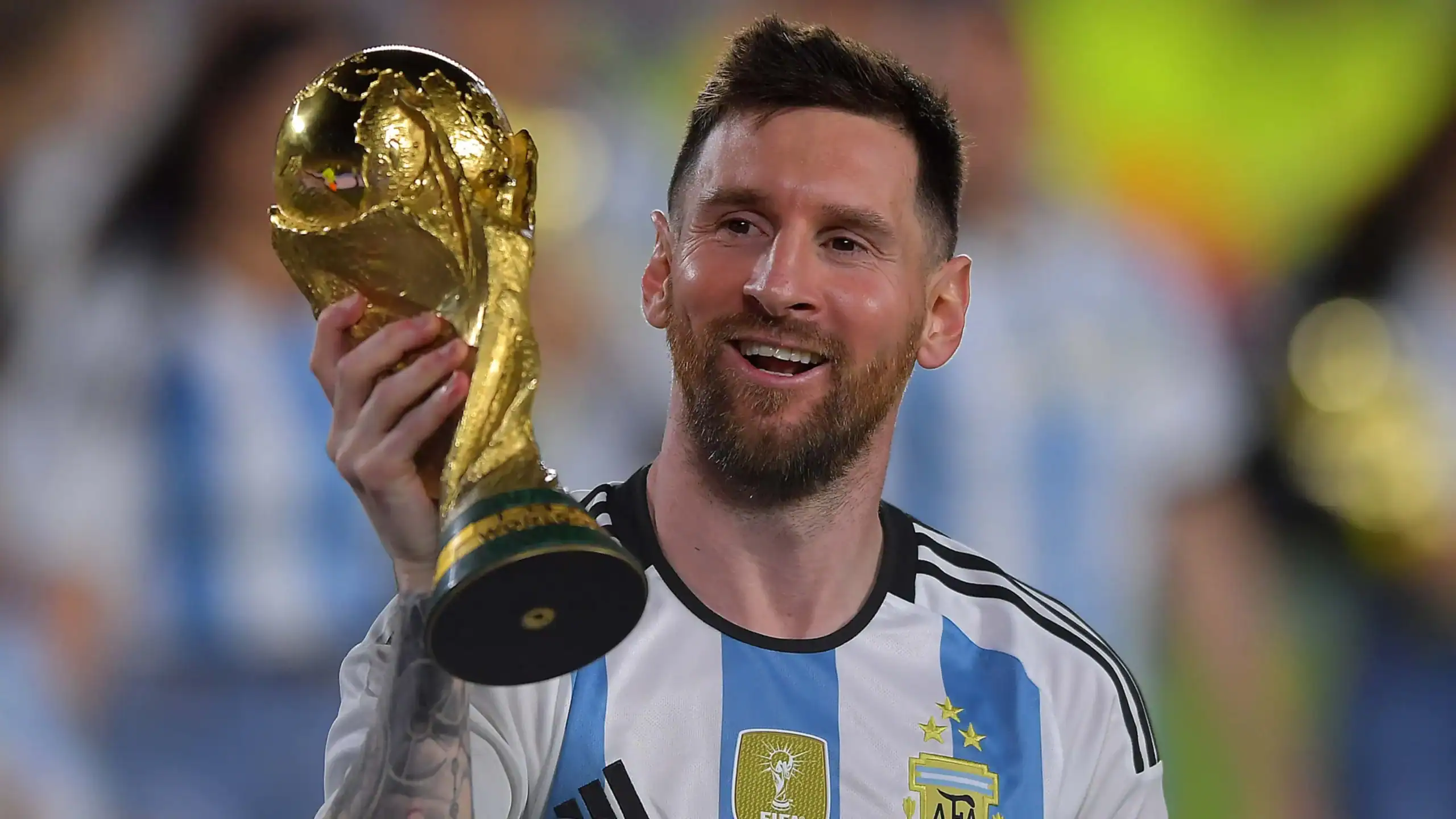 Messi’s World Cup Heroics and Vlahovic’s Juventus Return Dominate Today’s Headlines