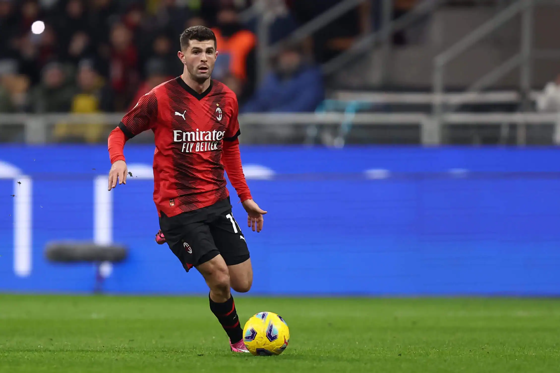 Milan Unfazed as Pulisic Heads for Medical Check Following World Cup Exit