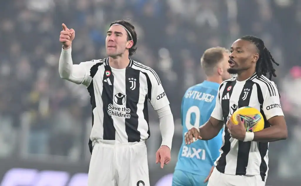 Napoli Weighing Up Move for Ex-Juventus Striker Vlahovic if Lukaku Leaves: A Strategic Summer Transfer