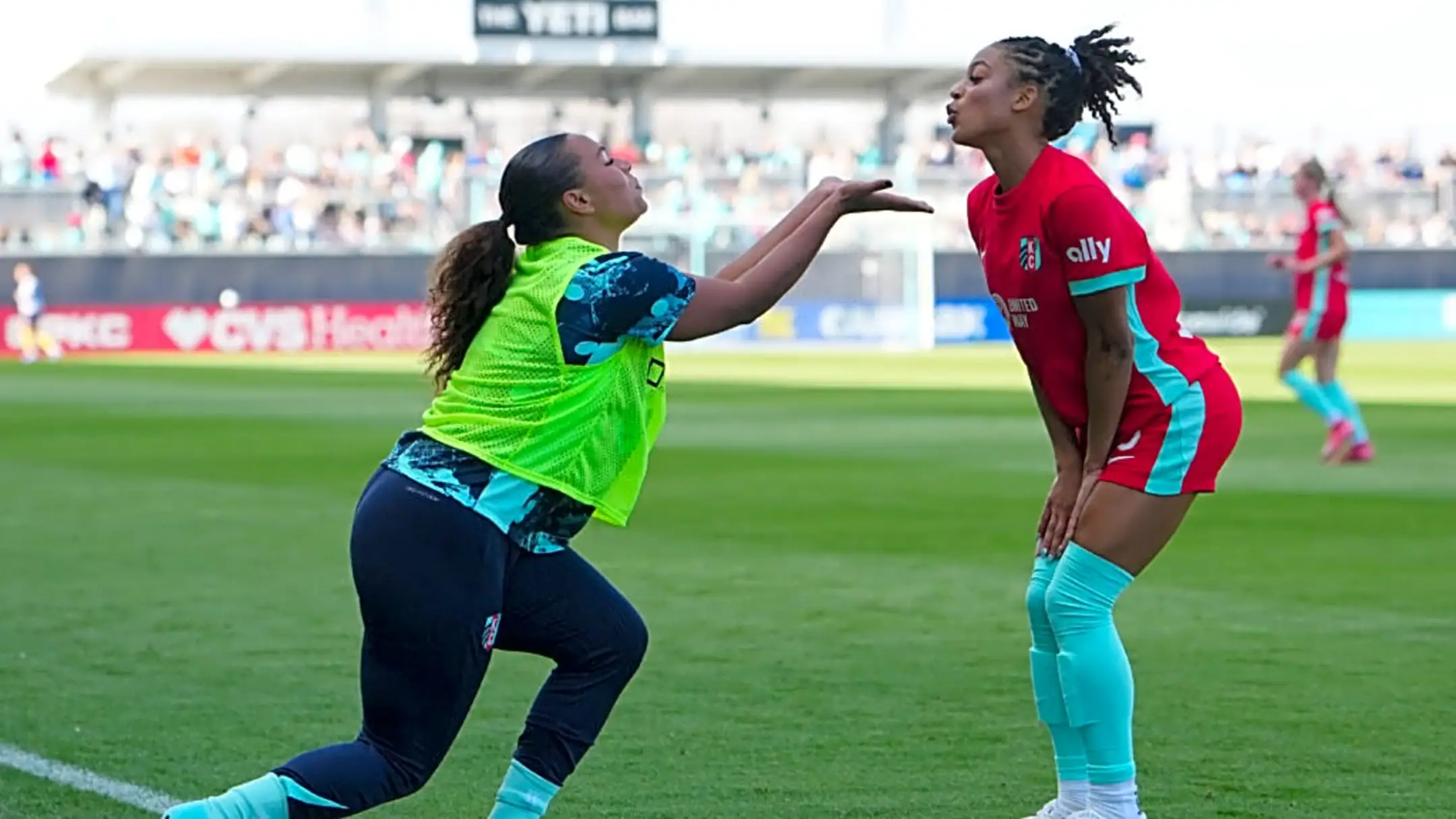 NWSL Returns with Drama: Manaka’s Exit, Stars’ Rebirth, and Sentnor’s New Home